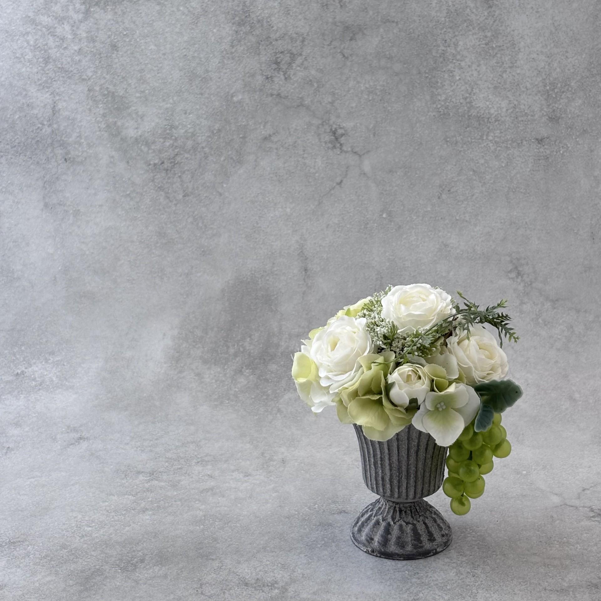 清雅  ｜  揺れるぶどう広がるホワイト